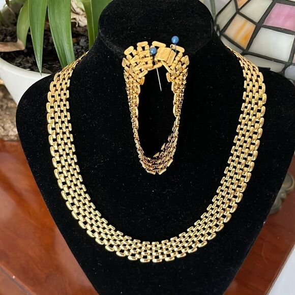 Premier Design Vintage Gold-tone Link Necklace & Bracelet Set Pristine - Picture 1 of 11